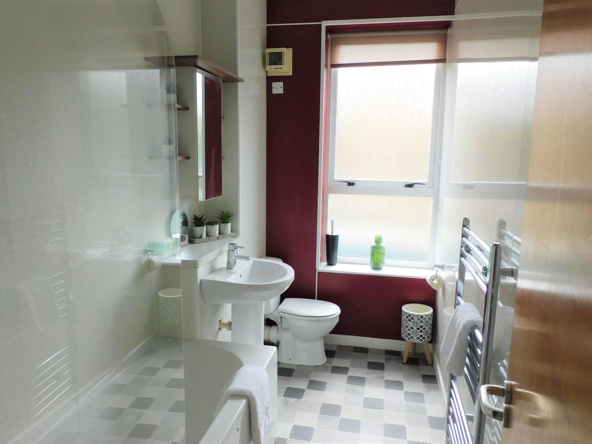 City Centre 2 Bedroom Apt, Close To M8 & Tourist Attractions Glasgow Exterior foto